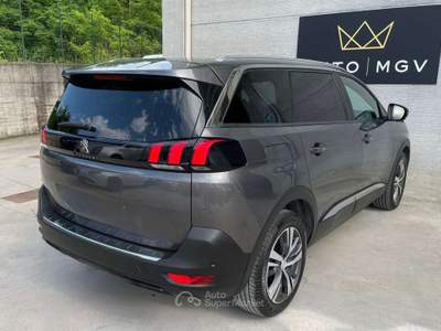 Peugeot 5008 5008 II 1.5 bluehdi Allure s&s 130cv eat8 7 POSTI Grigio usata La Loggia