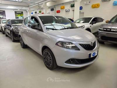 Lancia Ypsilon Ypsilon 1.0 Hybrid Gold s&s 70cv SENZA VINCOLO Grigio usata Torino Lancia Ypsilon Ypsilon 1.0 Hybrid Gold s&s 70cv SENZA VINCOLO Grigio usata Torino