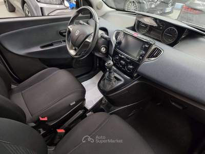 Lancia Ypsilon Ypsilon 1.0 Hybrid Gold s&s 70cv SENZA VINCOLO Grigio usata Torino