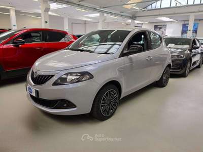Lancia Ypsilon Ypsilon 1.0 Hybrid Gold s&s 70cv SENZA VINCOLO Grigio usata Torino