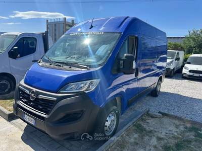 Opel Movano BlueHDi 140CV L2H2 Iva Compresa Blu/Azzurro usata Prato
