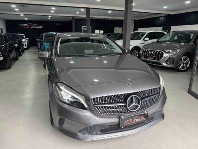 Mercedes-Benz Classe A A 180 d Premium Anno 2018 Nero usata Torino