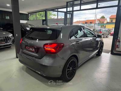 Mercedes-Benz Classe A A 180 d Premium Anno 2018 Nero usata Torino