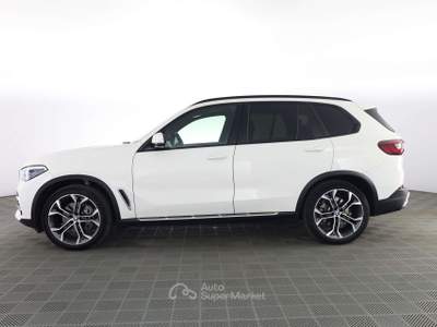 BMW X5 X5 X5 xDrive30d 48V xLine TETTO PANORAMICO APRIBILE Bianco usata Parma