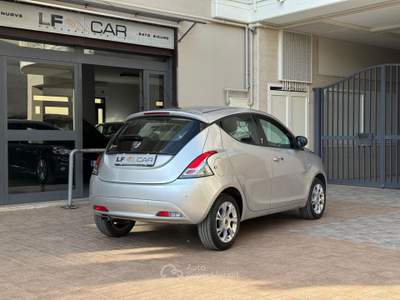 Lancia Ypsilon 5 porte Platinum Argento usata SANTERAMO IN COLLE