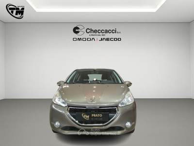 Peugeot 208 1.2 VTi 82 CV 5 porte Active Grigio usata Prato