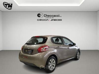 Peugeot 208 1.2 VTi 82 CV 5 porte Active Grigio usata Prato