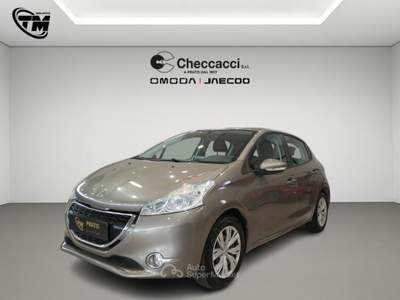 Peugeot 208 1.2 VTi 82 CV 5 porte Active Grigio usata Prato