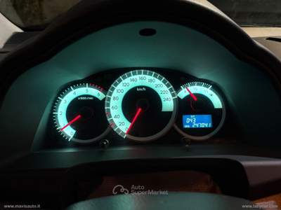 Toyota Corolla Corolla Verso 2.2 16V D-4D D-Cat 7pti 7P. Nero usata Cava de' Tirreni