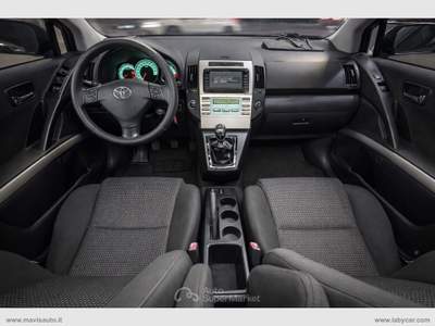Toyota Corolla Corolla Verso 2.2 16V D-4D D-Cat 7pti 7P. Nero usata Cava de' Tirreni