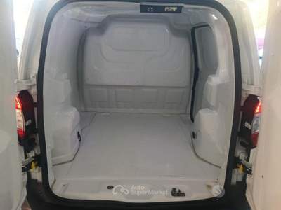 Ford Transit Courier COURIER – 78. usata ALTIDONA