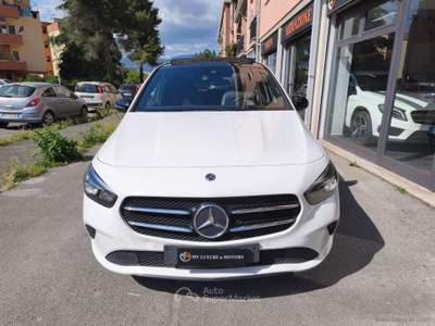 Mercedes-Benz Classe B B 180 d Aut. Sport Plus UNIPROP*TETTO Bianco usata Fonte Nuova