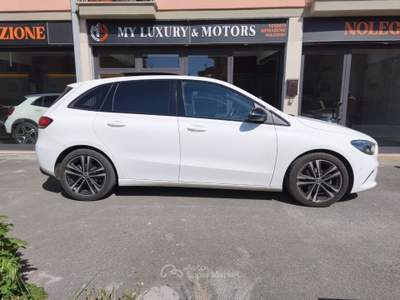 Mercedes-Benz Classe B B 180 d Aut. Sport Plus UNIPROP*TETTO Bianco usata Fonte Nuova