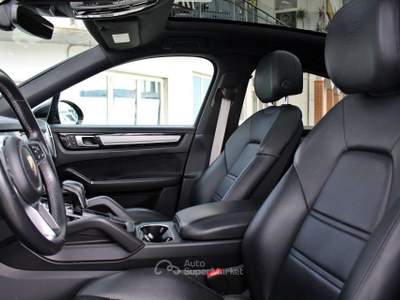 Porsche Cayenne 3.0 V6 Nero usata Padula