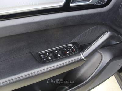 Porsche Cayenne 3.0 V6 Nero usata Padula