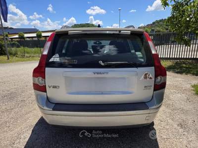 Volvo V50 D cat Summum usata Corciano