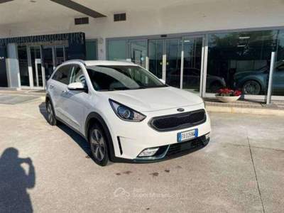 Kia Niro Niro I 2017 1.6 gdi phev dct my18 Bianco usata Albano Laziale