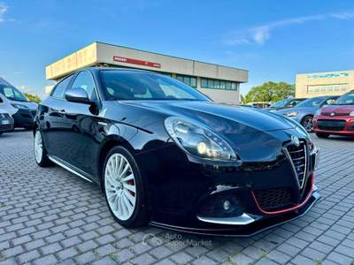 Alfa Romeo Giulietta 1750 TBi Quadrifoglio Verde Nero usata Venezia