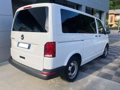 Volkswagen Caravelle 2.0 TDI 150cv DSG Trendline L1 AUTOCARRO Bianco usata CASNIGO