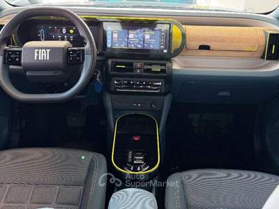 Fiat Grande Panda 1.2 Hybrid 110 S&S La Prima Nero usata Sant'Anastasia