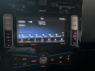 Nissan Leaf Acenta 30KWh Grigio usata Trani