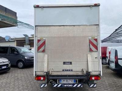 Iveco Daily 35 C14+sponda idraulica 8q gomme posteriori gemell Bianco usata Carobbio degli Angeli