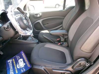 Smart ForTwo FORTWO III EQ POWER PASSION ELETTRICA Bianco usata Giugliano in Campania
