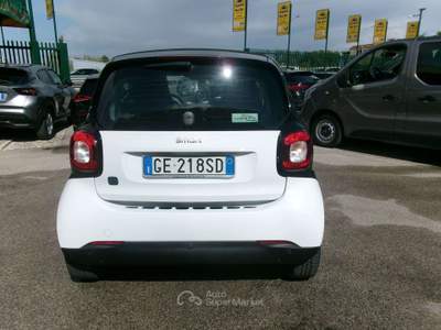 Smart ForTwo FORTWO III EQ POWER PASSION ELETTRICA Bianco usata Giugliano in Campania