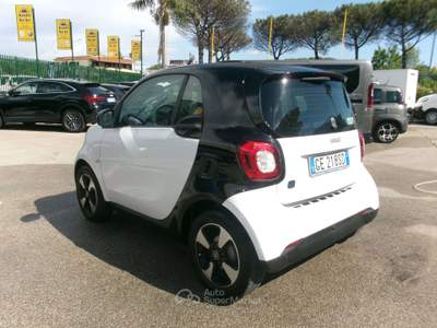 Smart ForTwo FORTWO III EQ POWER PASSION ELETTRICA Bianco usata Giugliano in Campania