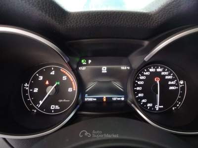Alfa Romeo Stelvio 2.2 Turbodiesel 160 CV AT8 RWD Rosso Edizione Grigio usata Venezia