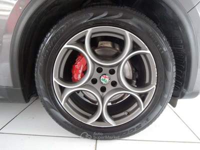 Alfa Romeo Stelvio 2.2 Turbodiesel 160 CV AT8 RWD Rosso Edizione Grigio usata Venezia