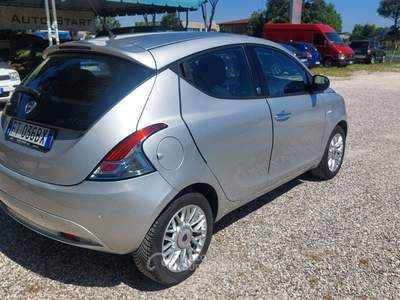 Lancia Ypsilon 5 porte GPL Ecochic Gold Grigio usata SANT'AGATA SUL SANTERNO