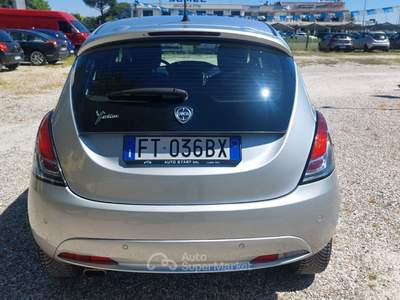 Lancia Ypsilon 5 porte GPL Ecochic Gold Grigio usata SANT'AGATA SUL SANTERNO