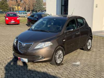 Lancia Ypsilon 5 porte GPL Ecochic Gold Grigio usata Calestano