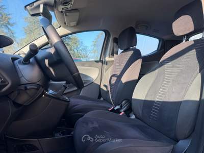 Lancia Ypsilon 5 porte GPL Ecochic Gold Grigio usata Calestano