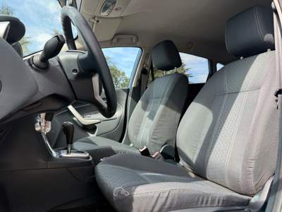 Ford Fiesta AUTOMATICA 1.4Benz|5 porte Titanium|NEOPATENTATI Blu/Azzurro usata Calestano