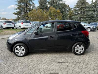 Kia Venga |NEOPATENTATI Nero usata Calestano