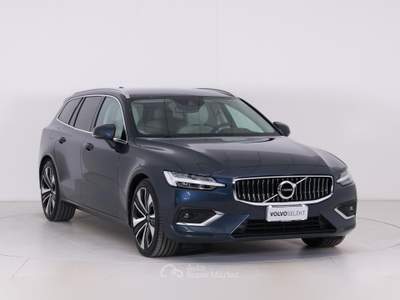 Volvo V60 B3 163CV GEARTRONIC INSCRIPTION **AUTOCARRO N1** Blu/Azzurro usata Bassano del Grappa