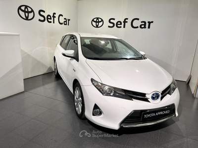 Toyota Auris 1.8 Hybrid 5 Porte Active AREA C FREE Bianco usata Milano