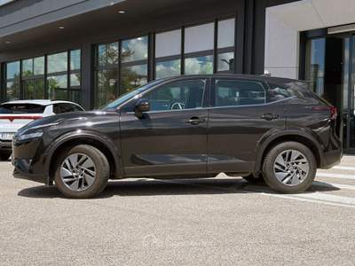 Nissan Qashqai 1.3 MHEV 140 Acenta Nero usata Bastia Umbra