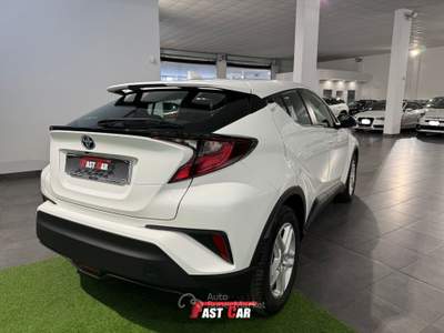 Toyota C-HR 1.8H (122CV) E-CVT Bianco usata Occhiobello