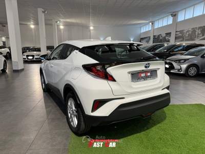 Toyota C-HR 1.8H (122CV) E-CVT Bianco usata Occhiobello