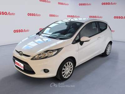 Ford Fiesta 1.2 BENZINA 82 HP TITANIUM 3P NEOPATENTATI Bianco usata Udine