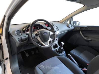 Ford Fiesta 1.2 BENZINA 82 HP TITANIUM 3P NEOPATENTATI Bianco usata Udine