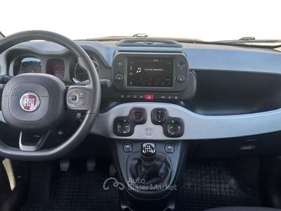 Fiat Panda Panda 1.0 firefly hybrid Cross s&s 70cv 5p.ti Nero usata Albignasego