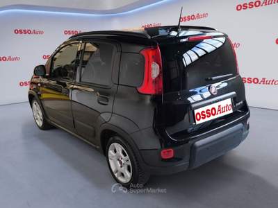 Fiat Panda 1.0 HYBRID 70 HP NEOPATENTATI Nero usata Udine