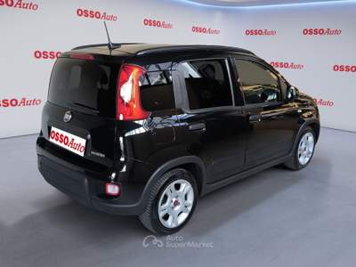 Fiat Panda 1.0 HYBRID 70 HP NEOPATENTATI Nero usata Udine