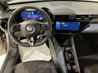 Alfa Romeo Junior 1.2 136CV Hybrid eDCT6 ibrida Beige usata Fornovo di Taro