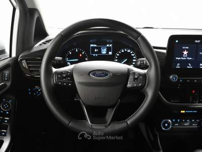 Ford Fiesta 1.5 EcoBlue 85CV S&S Titanium Privacy glass/Sensori parcheggio posteriori/Radio SYNC 2.5 MP3 con schermo Touchscreen da 8'' a colori Argento usata Feltre