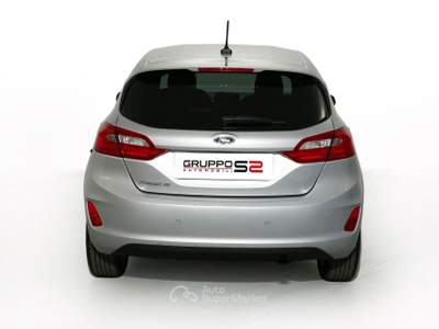 Ford Fiesta 1.5 EcoBlue 85CV S&S Titanium Privacy glass/Sensori parcheggio posteriori/Radio SYNC 2.5 MP3 con schermo Touchscreen da 8'' a colori Argento usata Feltre